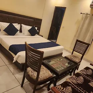 Lite Delhi Hotel