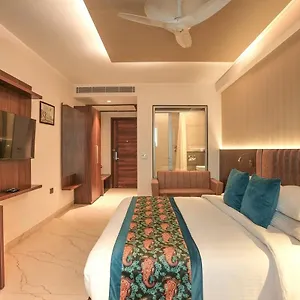 The Infinity Near Delhi Airport Hotel