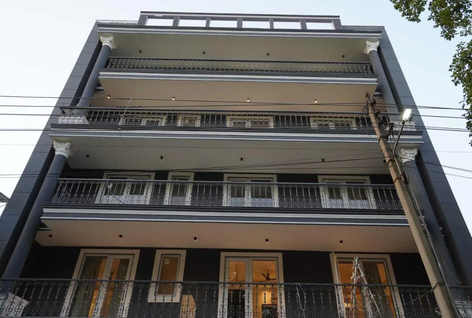 Hotel King Plaza Near Delhi Airport New Delhi